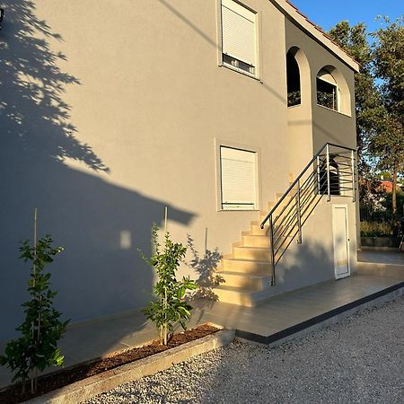Ap Jurisic Apartment บาร์บินเย ภายนอก รูปภาพ